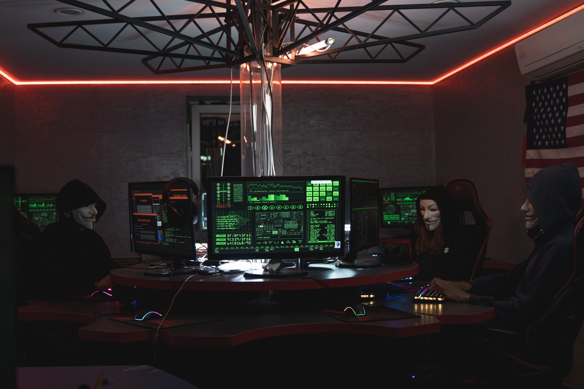 Cyber Criminals image
